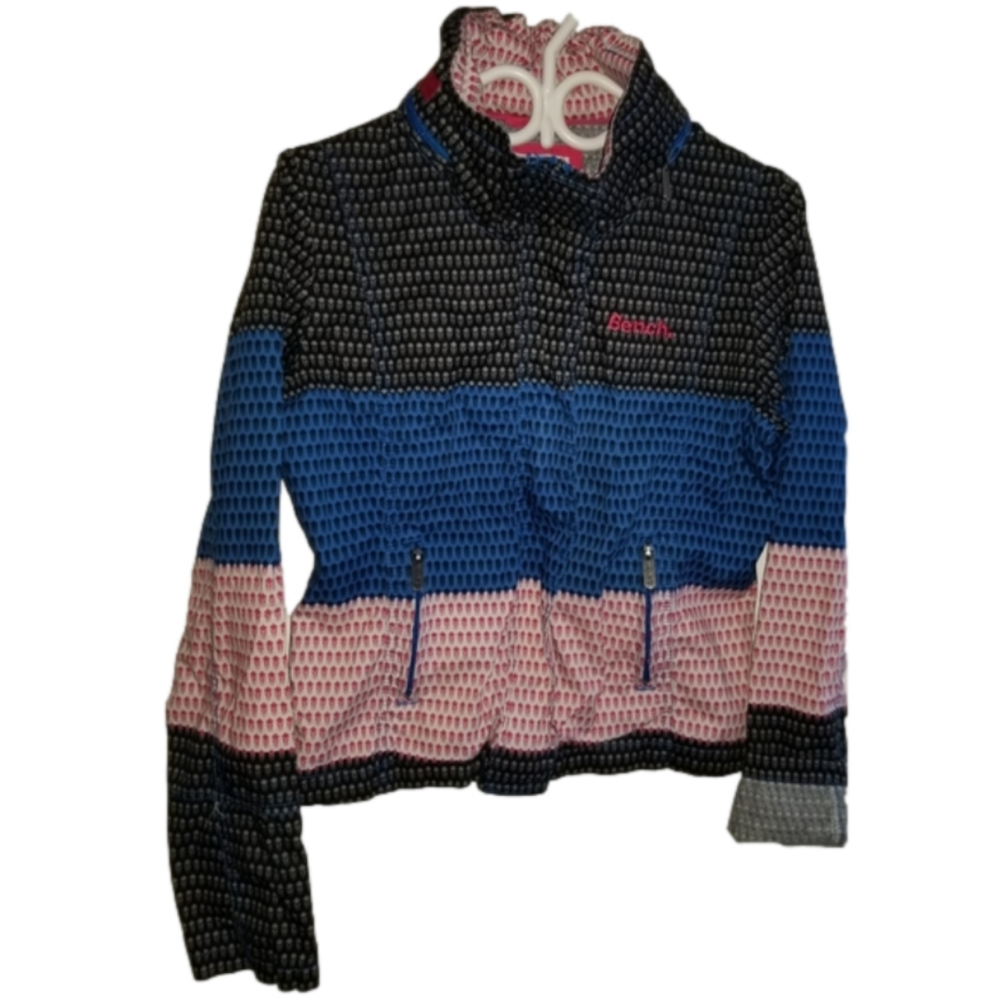 Bench Light Weight Jacket Size L